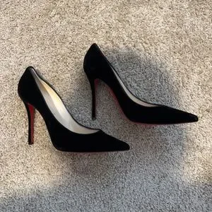Christian Louboutin Shoes Decoltish Suede 0mm Red Sole Pump